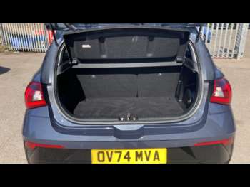 Used Hyundai i20 2024 for sale - 74549301: Photo