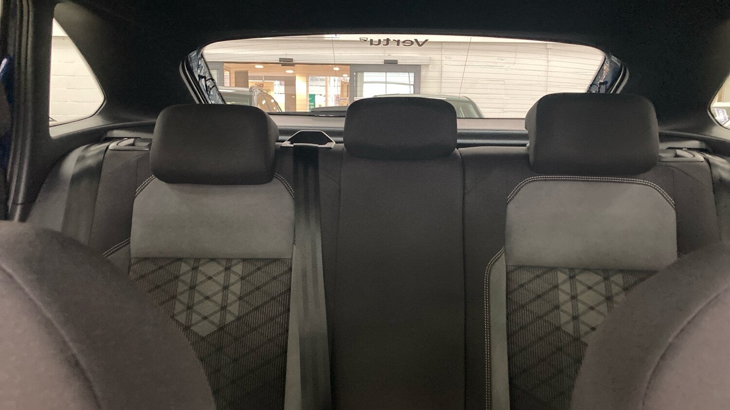 Used Volkswagen Taigo 2023 for sale - 76192959: Photo 15