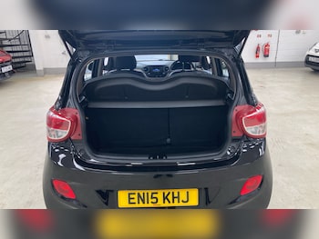 Used Hyundai i10 2015 for sale - 79047607: Photo