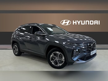 2025 (74) - 1.6T Hybrid Advance 5dr Auto Hybrid Estate