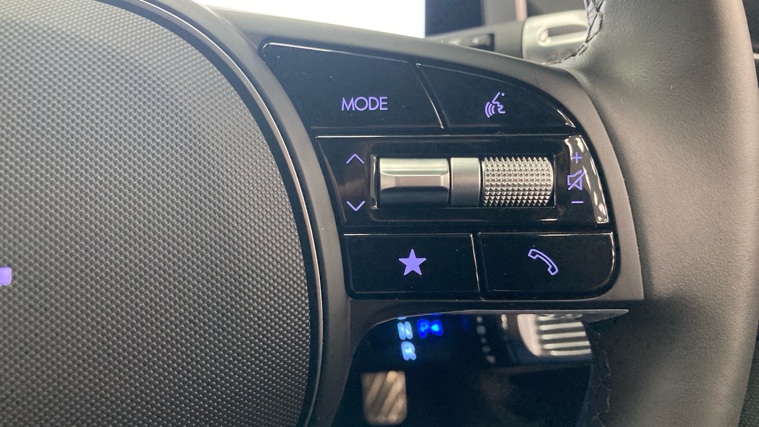 Used Hyundai IONIQ 6 2025 for sale - 76905953: Photo 41