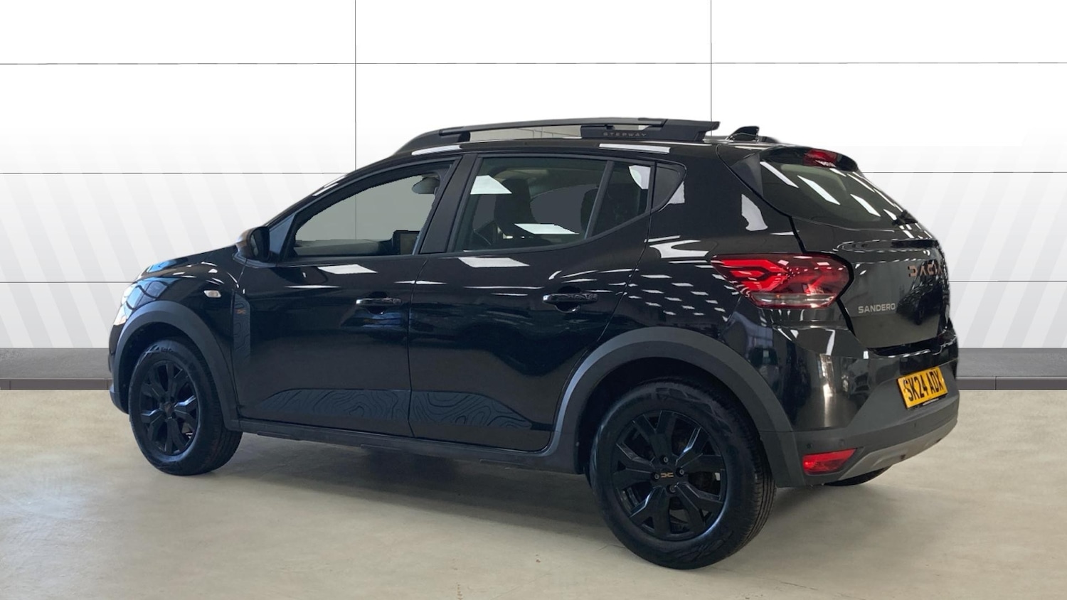 Used Dacia Sandero Stepway 2024 for sale - 77931566: Photo 2