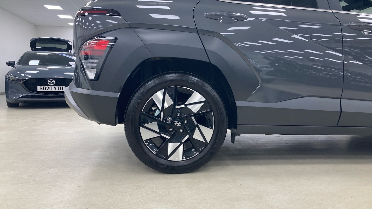 Used Hyundai KONA 2025 for sale - 76762339: Photo 7