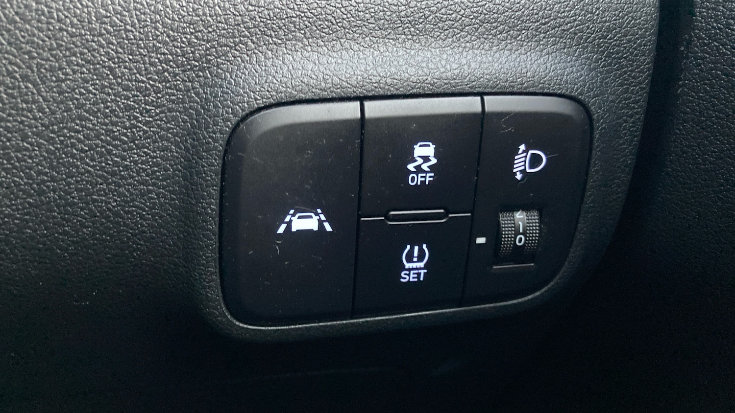 Used Hyundai i10 2021 for sale - 77115823: Photo 23