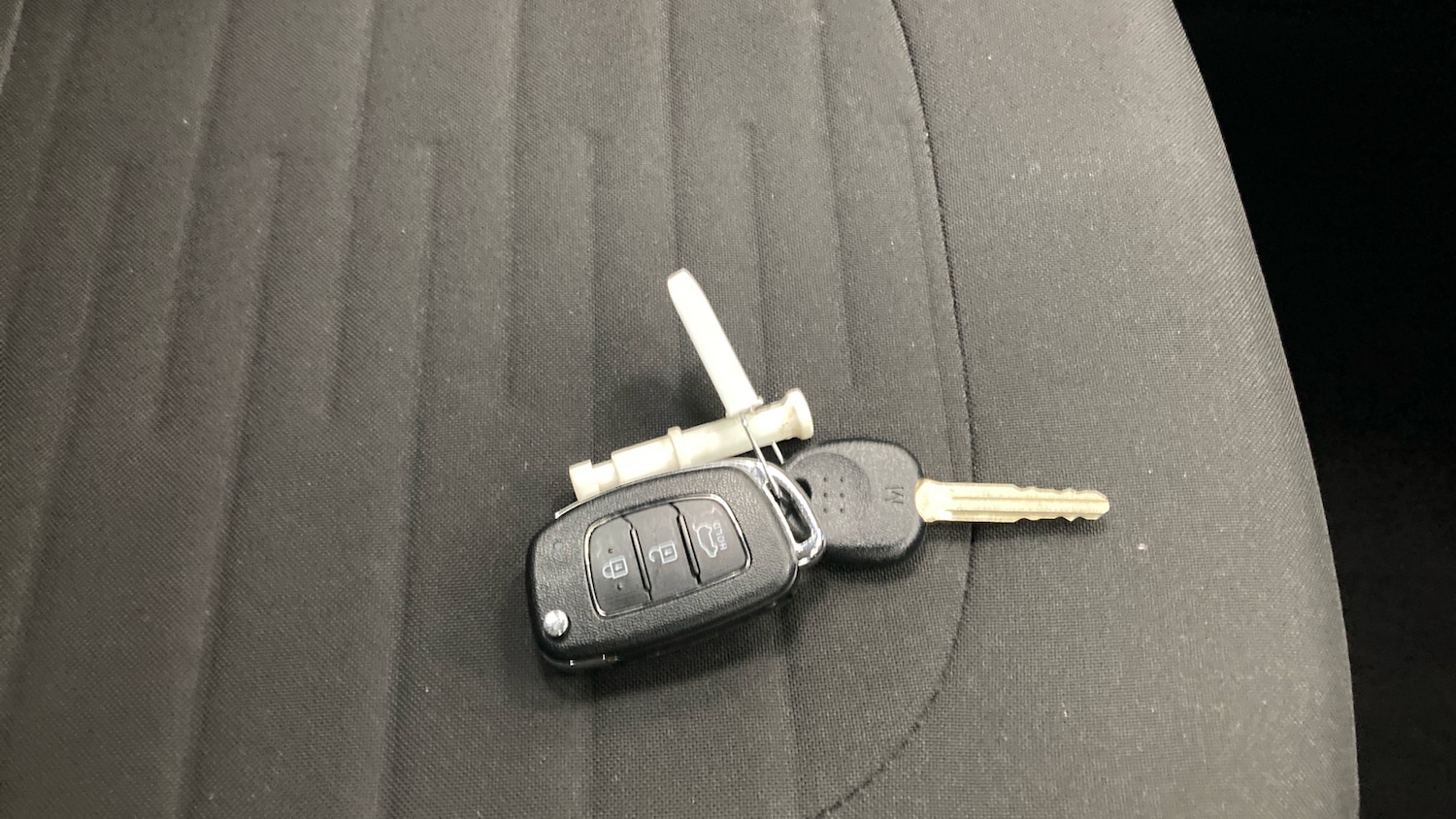 Used Hyundai i10 2022 for sale - 77103999: Photo 20