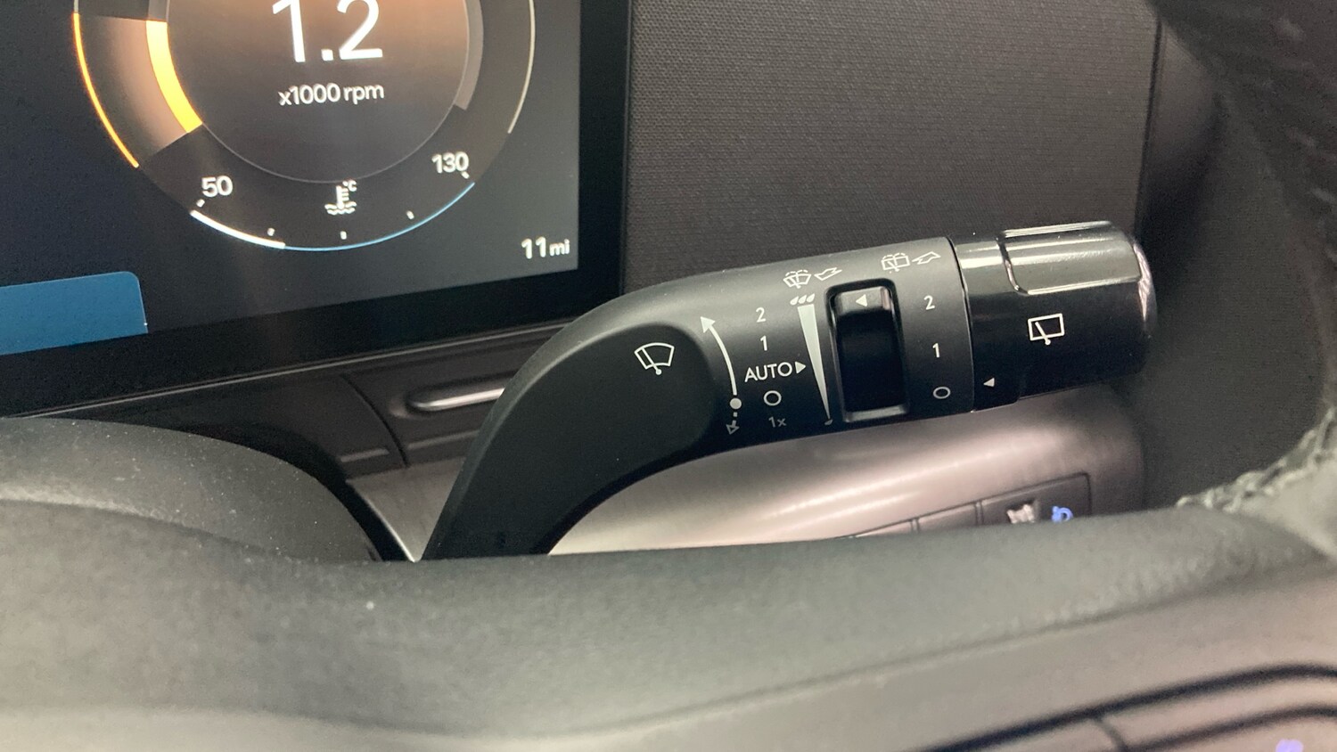 Used Hyundai KONA 2025 for sale - 76500036: Photo 36