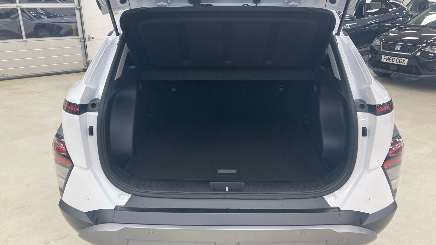 Used Hyundai KONA 2025 for sale - 76500036: Photo 4