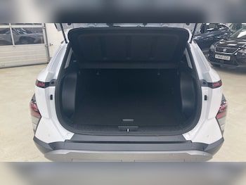 Used Hyundai KONA 2025 for sale - 76500036: Photo