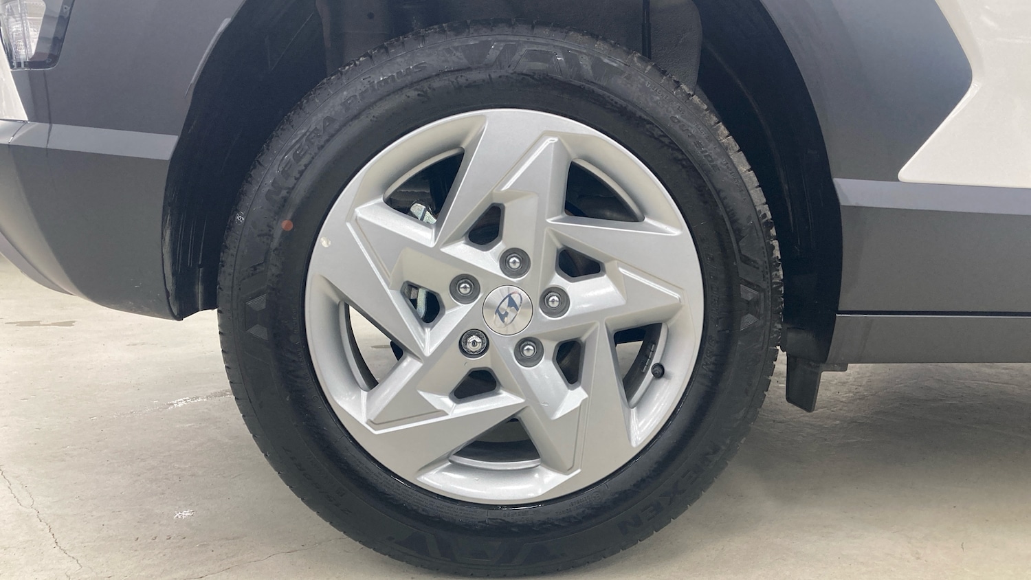 Used Hyundai KONA 2025 for sale - 76500036: Photo 7