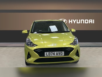 Used Hyundai i10 2024 for sale - 76545232: Photo