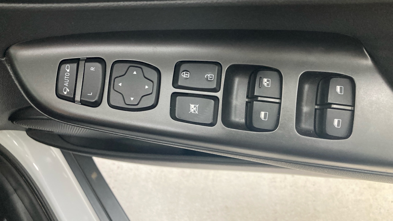 Used Hyundai KONA 2021 for sale - 76722688: Photo 22