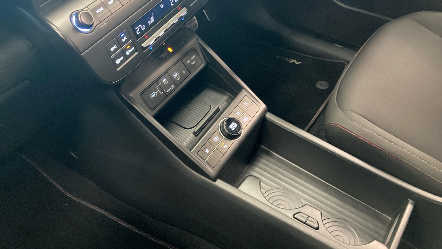 Used Hyundai KONA 2024 for sale - 77220668: Photo 13