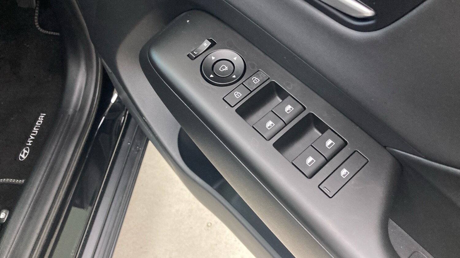 Used Hyundai KONA 2025 for sale - 76500038: Photo 28