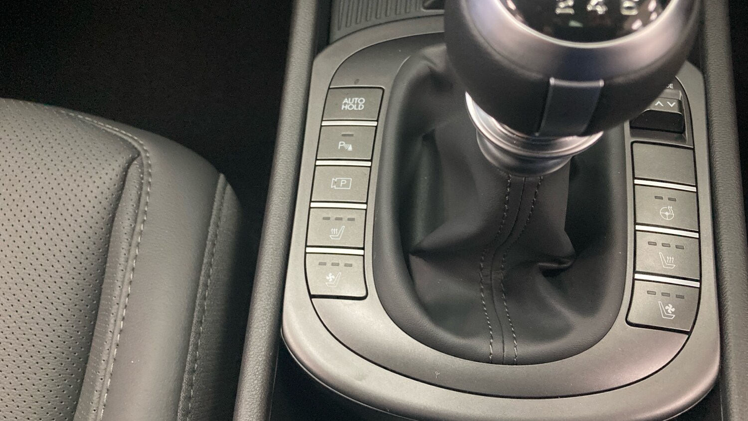 Used Hyundai KONA 2025 for sale - 76500038: Photo 36