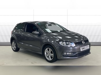Used Volkswagen Polo 2016 for sale - 76405124: Photo