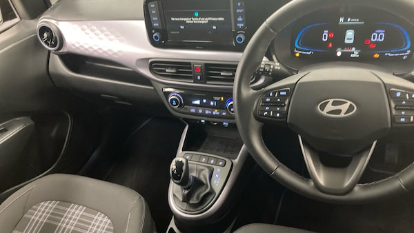 Used Hyundai i10 2024 for sale - 76232231: Photo 14