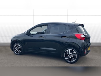 Used Hyundai i10 2024 for sale - 76232231: Photo 2