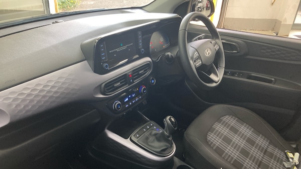 Used Hyundai i10 2024 for sale - 76232231: Photo 9