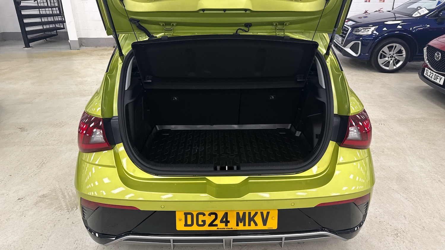 Used Hyundai i20 2024 for sale - 77517436: Photo 4