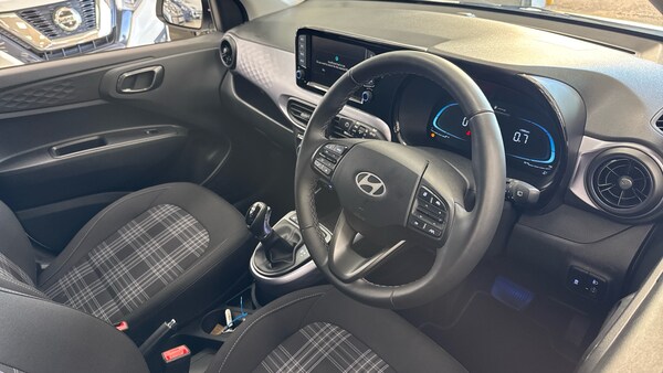Used Hyundai i10 2024 for sale - 76146556: Photo 11