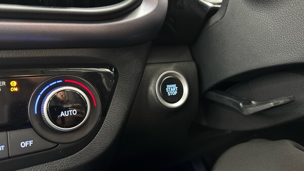 Used Hyundai i10 2024 for sale - 76146556: Photo 24