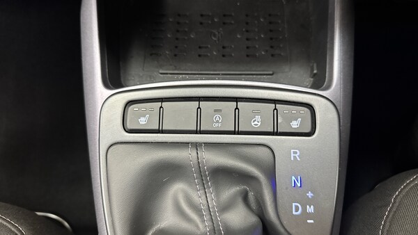 Used Hyundai i10 2024 for sale - 76146556: Photo 25