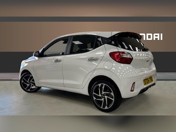 Used Hyundai i10 2024 for sale - 76146556: Photo 2