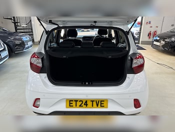 Used Hyundai i10 2024 for sale - 76146556: Photo 4
