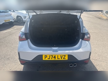 Used Hyundai i20 2024 for sale - 79173818: Photo