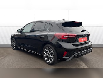 Used Ford Focus 2023 for sale - 77339151: Photo