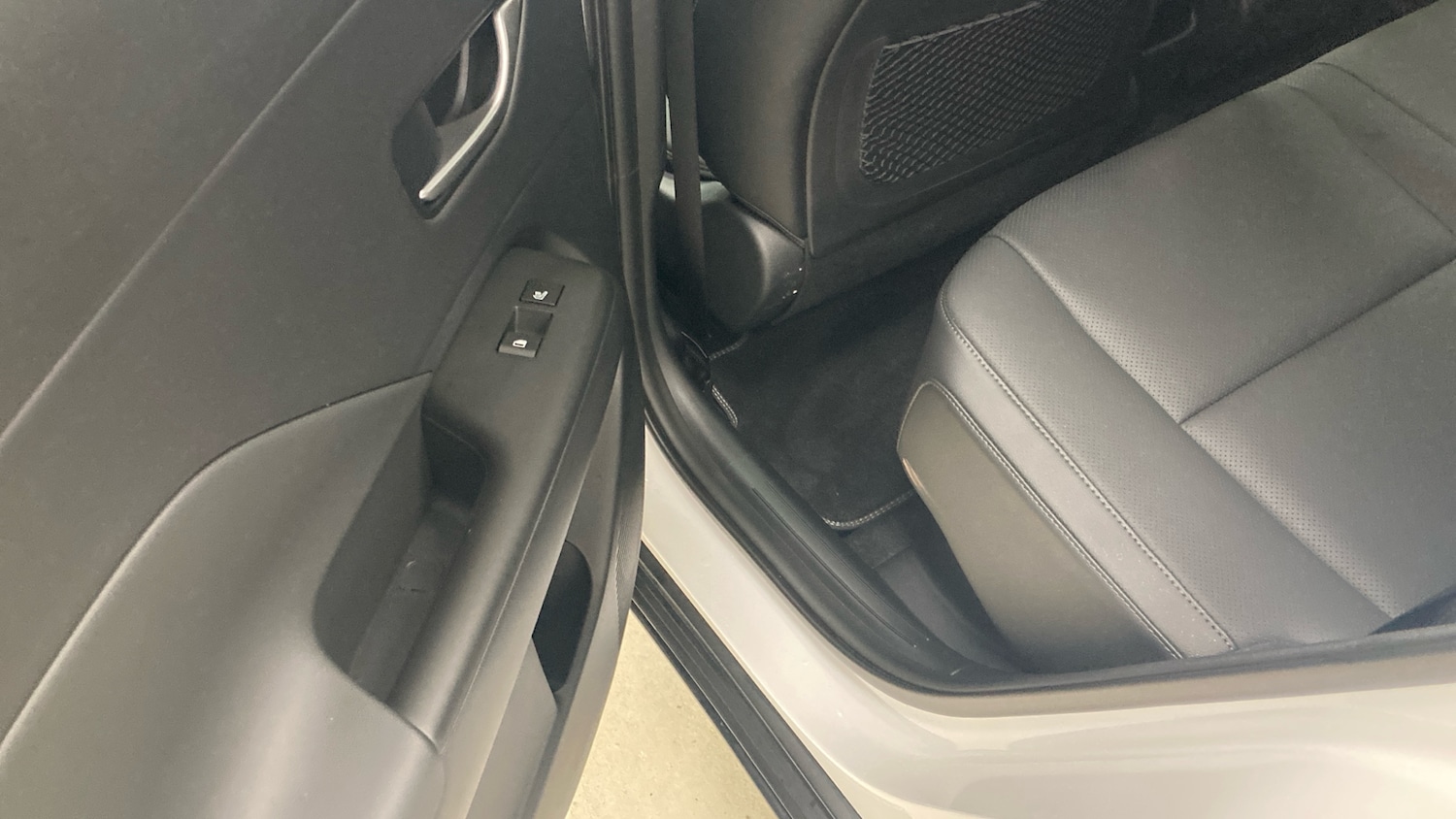 Used Hyundai KONA 2025 for sale - 77077219: Photo 30