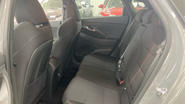 Used Hyundai i30 2023 for sale - 76104612: Photo 16