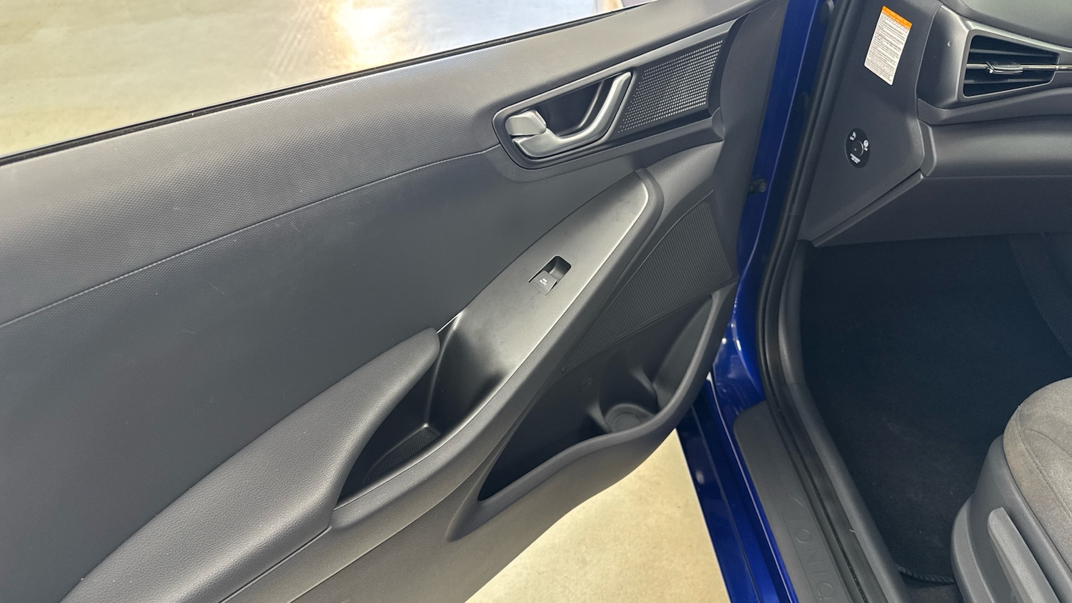 Used Hyundai IONIQ 2022 for sale - 76343903: Photo 35