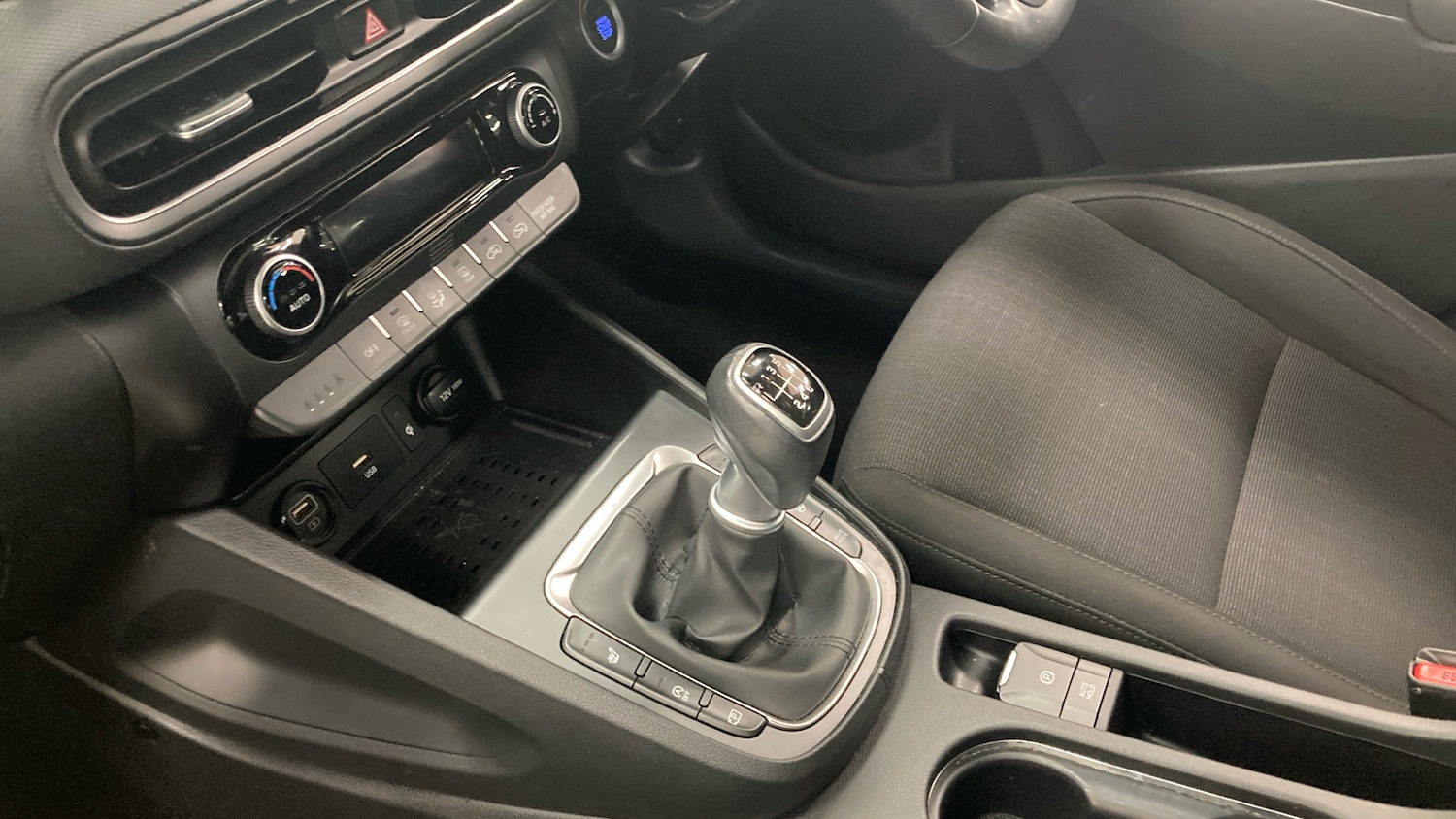 Used Hyundai KONA 2021 for sale - 77901445: Photo 13