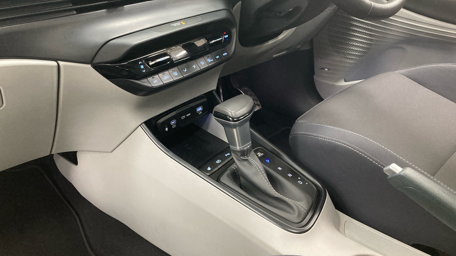 Used Hyundai BAYON 2024 for sale - 76192969: Photo 13
