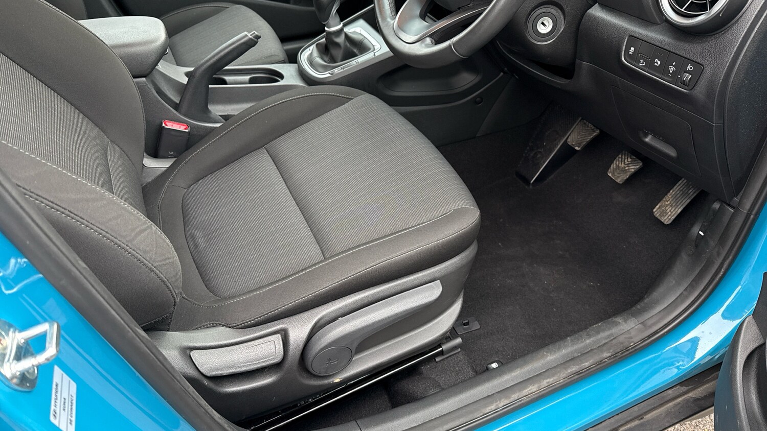 Used Hyundai KONA 2022 for sale - 77432492: Photo 29