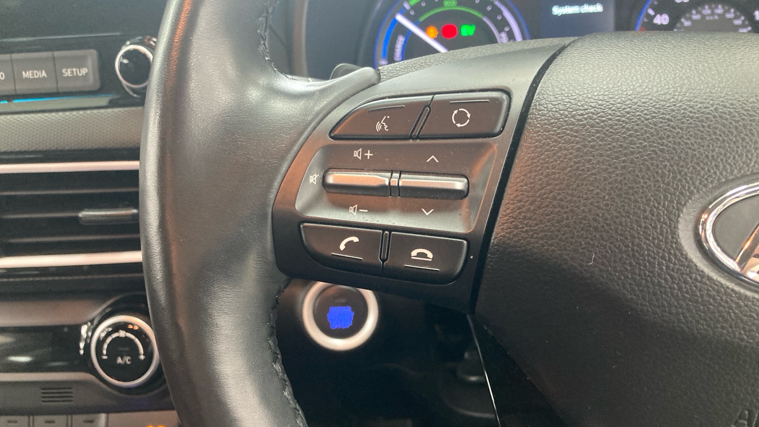 Used Hyundai KONA 2020 for sale - 76092235: Photo 27