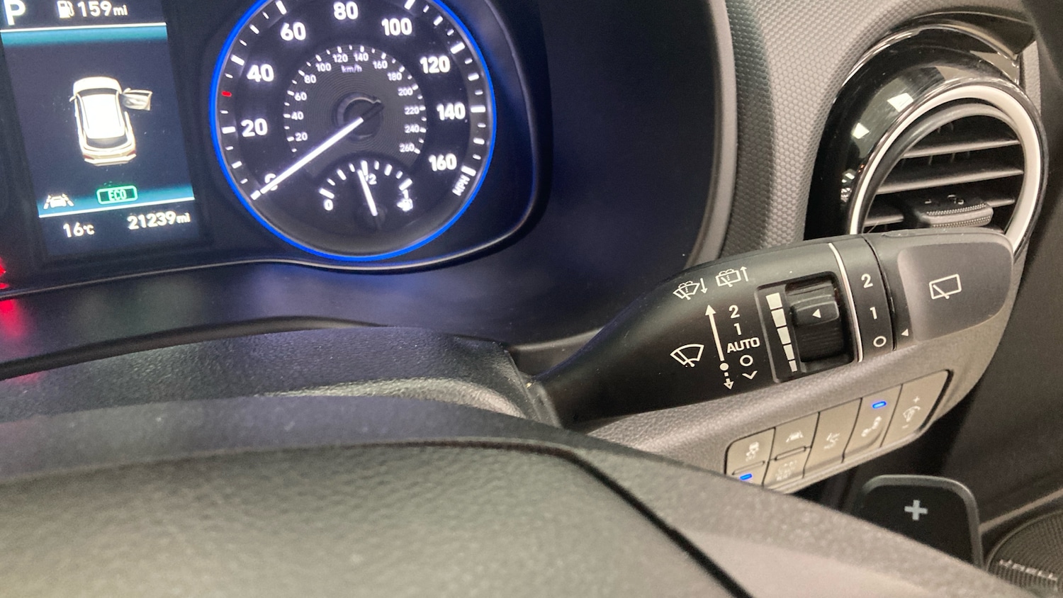 Used Hyundai KONA 2020 for sale - 76092235: Photo 30