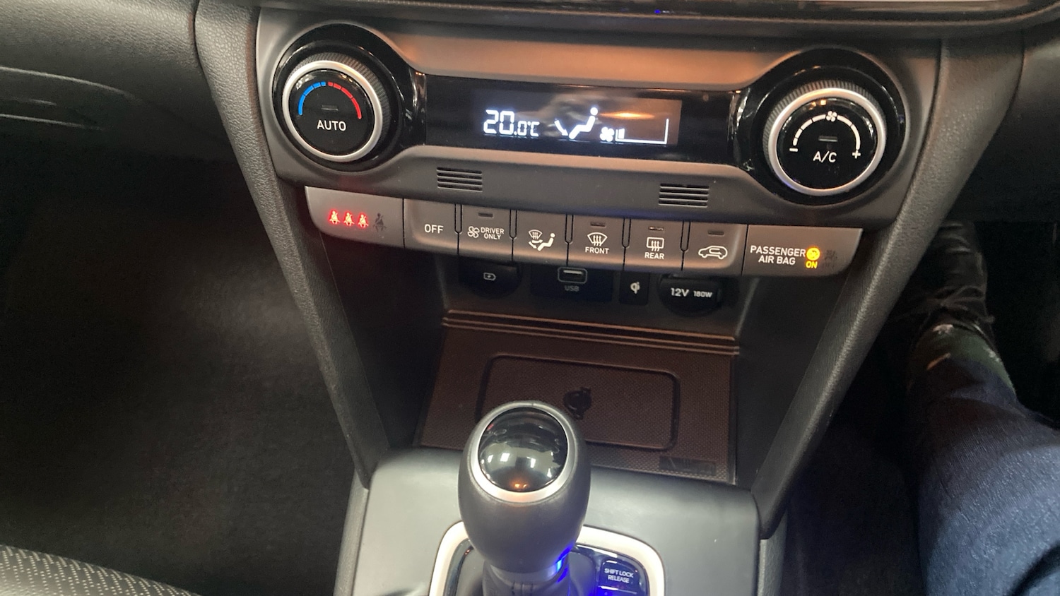 Used Hyundai KONA 2020 for sale - 76092235: Photo 34