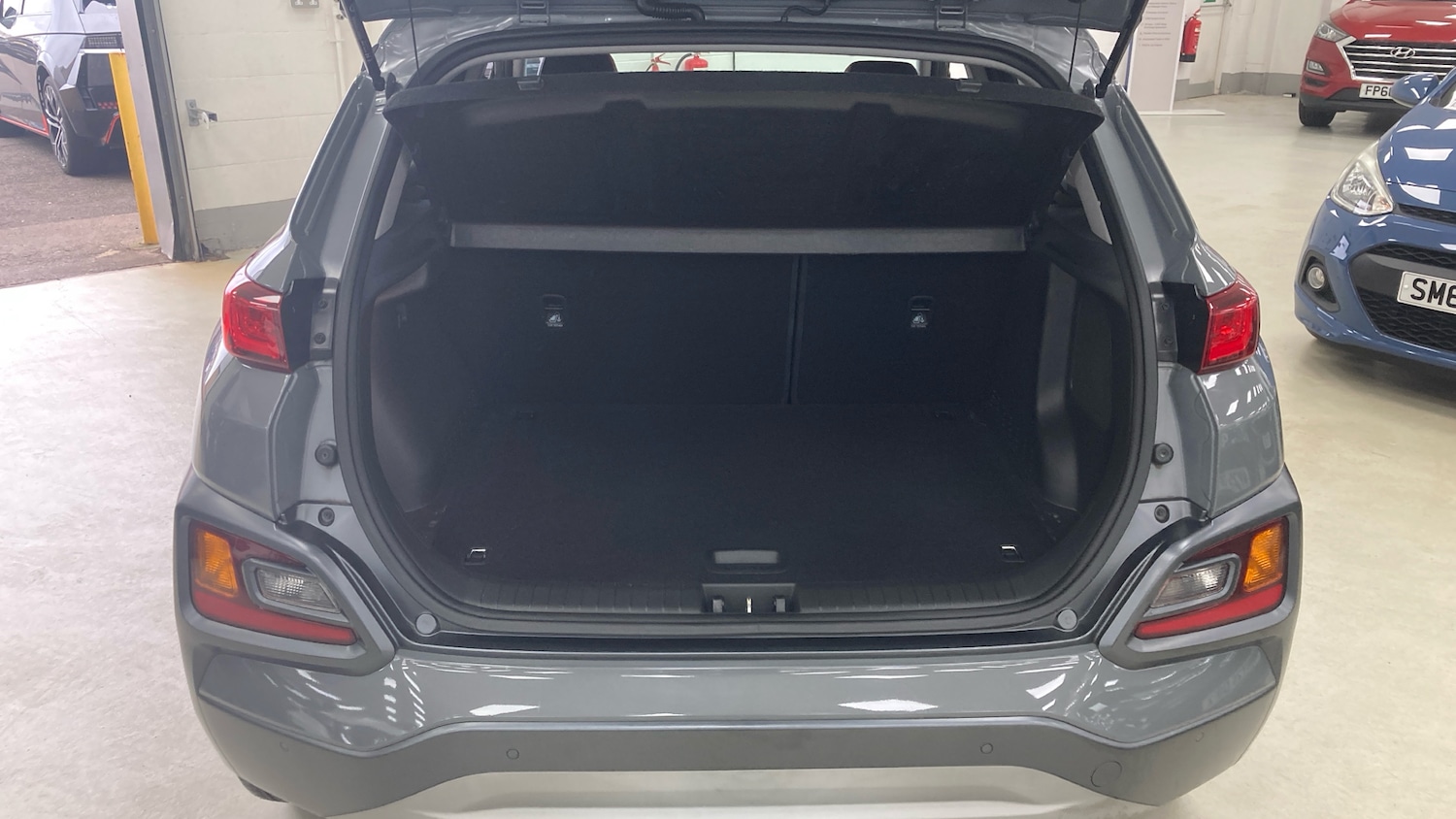 Used Hyundai KONA 2020 for sale - 76092235: Photo 4