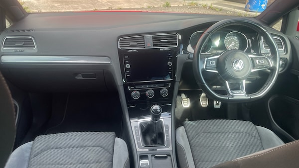 Used Volkswagen Golf 2018 for sale - 76232229: Photo 10