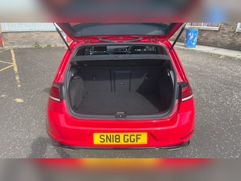 Used Volkswagen Golf 2018 for sale - 76232229: Photo 4