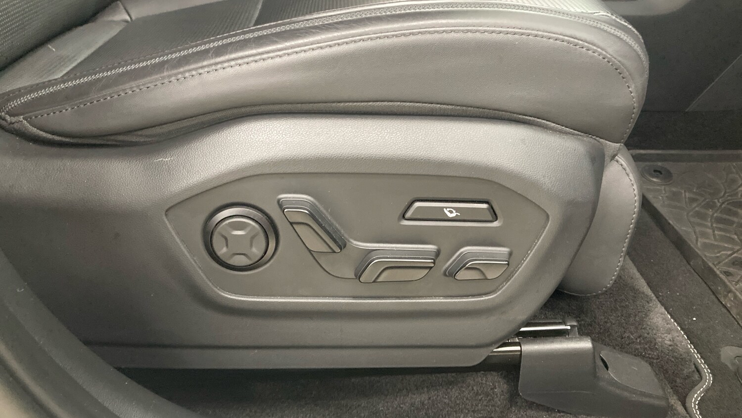 Used Hyundai Santa Fe 2024 for sale - 76722694: Photo 28