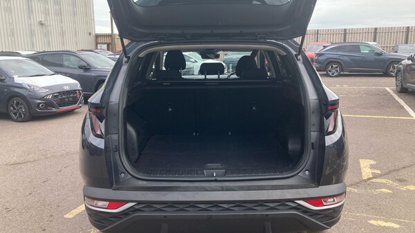 Used Hyundai TUCSON 2021 for sale - 76232233: Photo 4