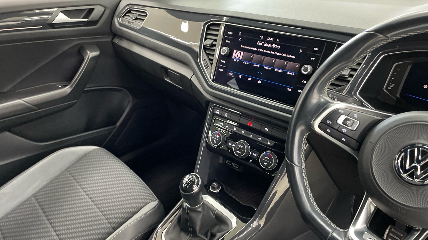 Used Volkswagen T-Roc 2019 for sale - 77519713: Photo 14