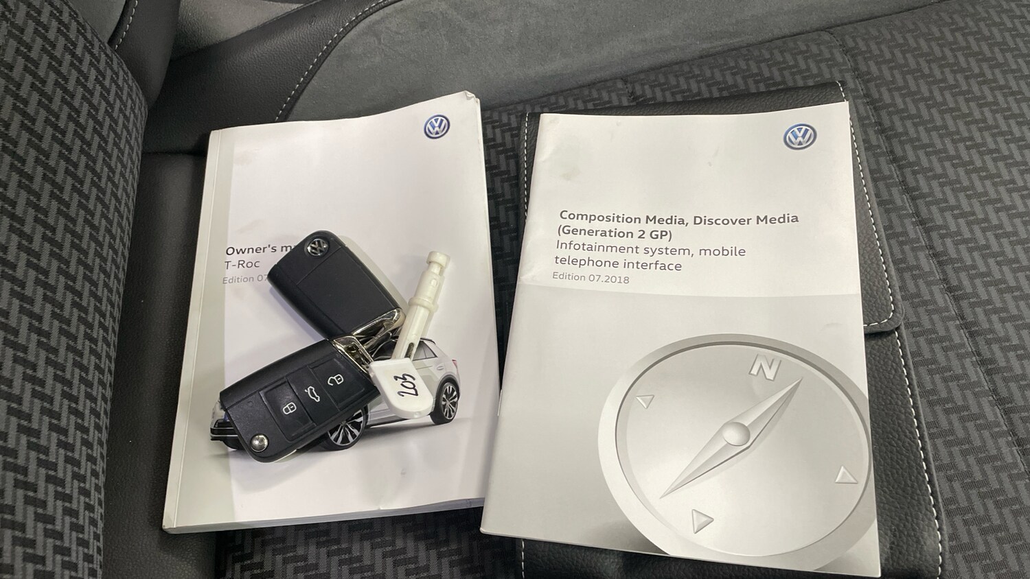 Used Volkswagen T-Roc 2019 for sale - 77519713: Photo 19