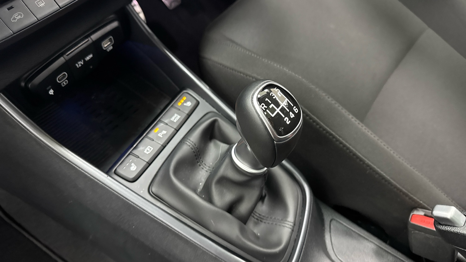 Used Hyundai BAYON 2024 for sale - 76263211: Photo 13