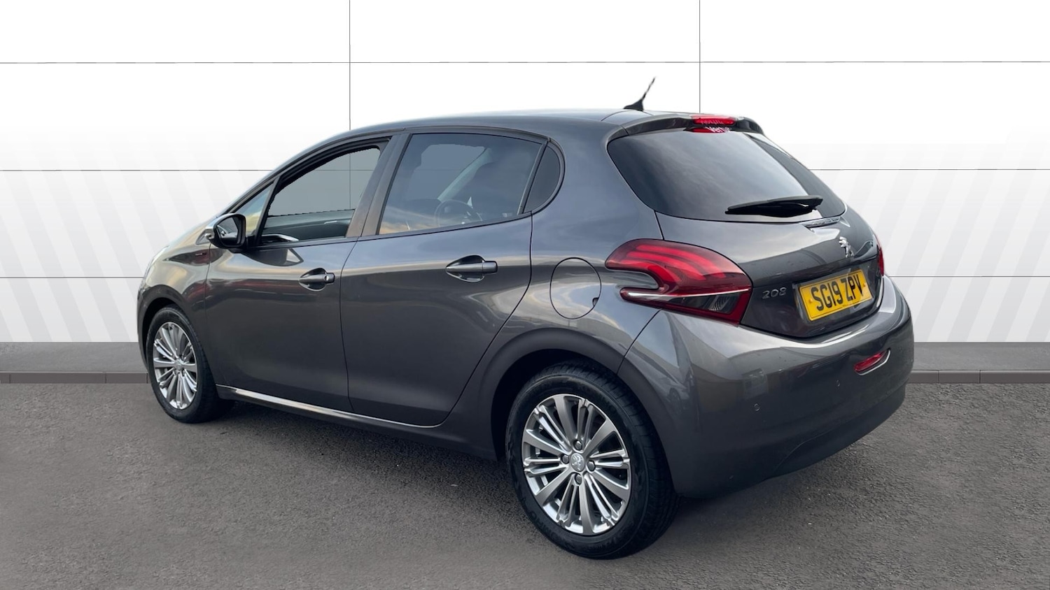 Used Peugeot 208 2019 for sale - 76881529: Photo 2