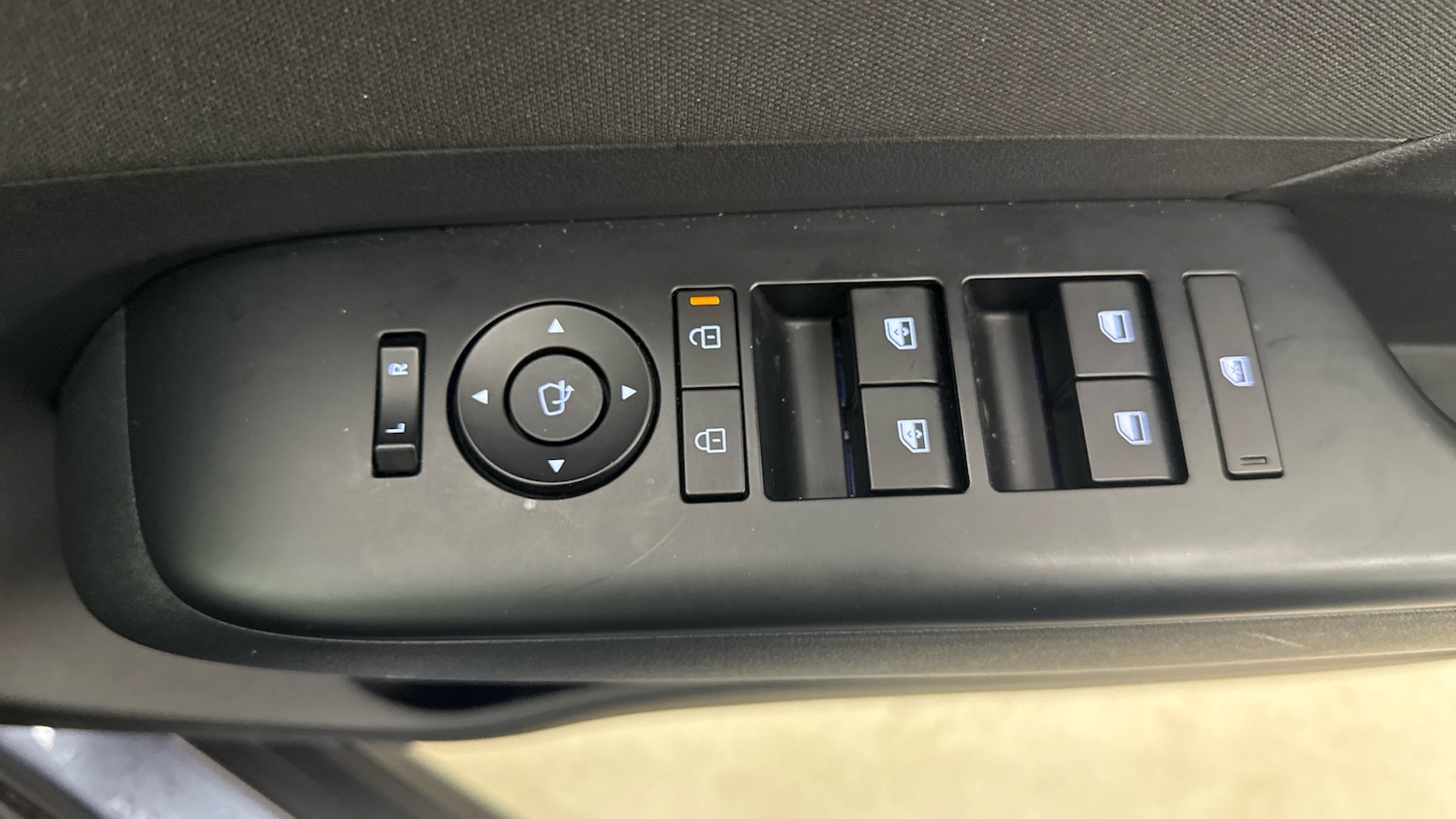 Used Hyundai KONA 2024 for sale - 77403785: Photo 27