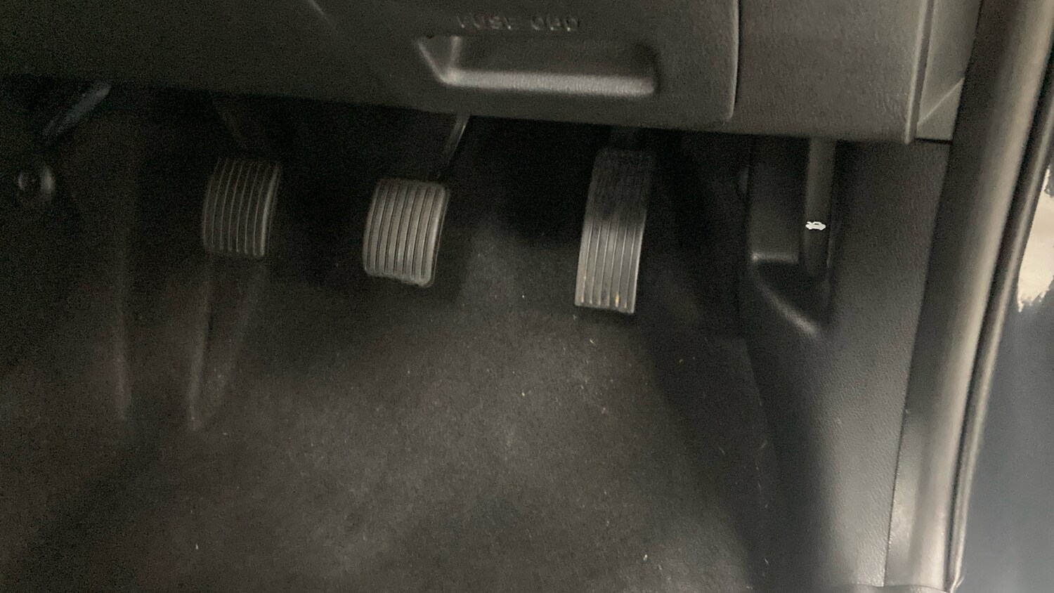 Used Hyundai i10 2023 for sale - 77871930: Photo 34